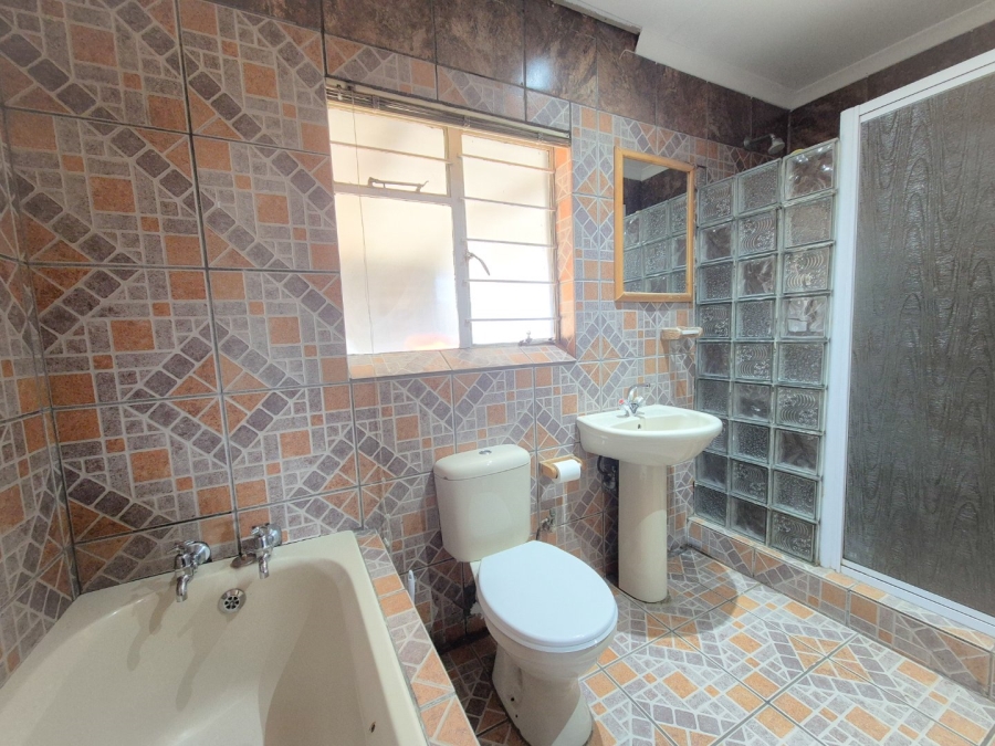 4 Bedroom Property for Sale in Sasolburg Ext 10 Free State